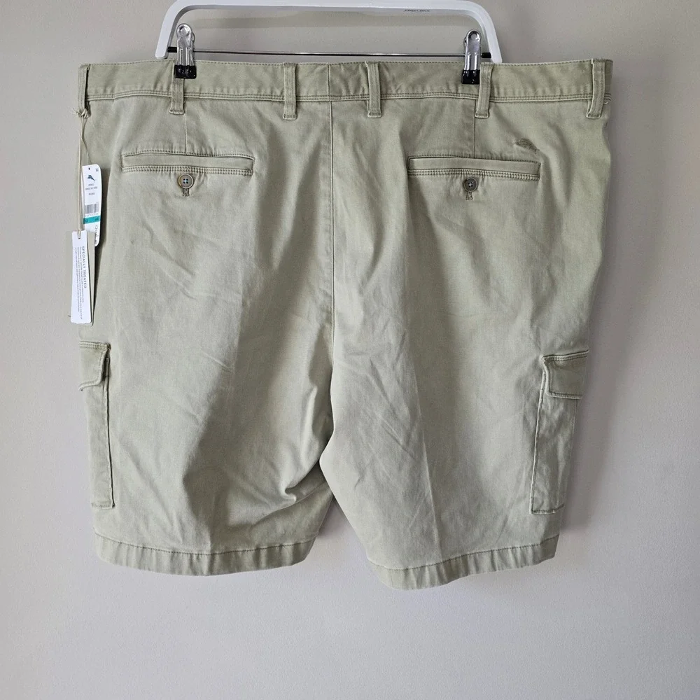Tommy Bahama Mens Boracay Bay Cargo Shorts Khaki Green‎ 46RG BT890012 New